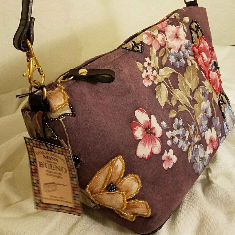 Bueno Collection beaded handbag
